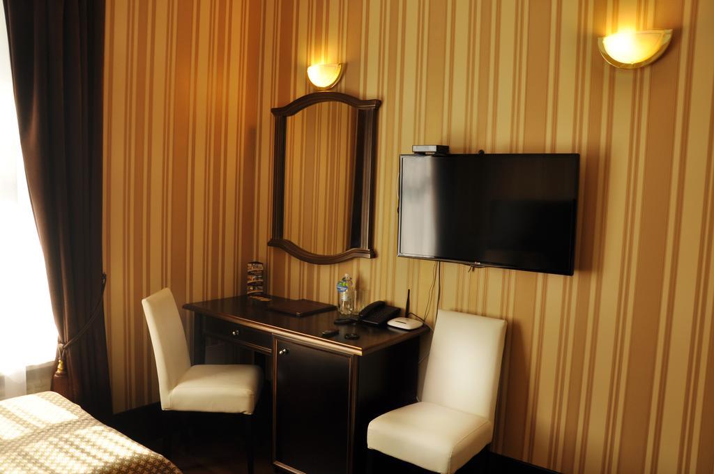Hotel Business Apartments Dnipro Ruang foto