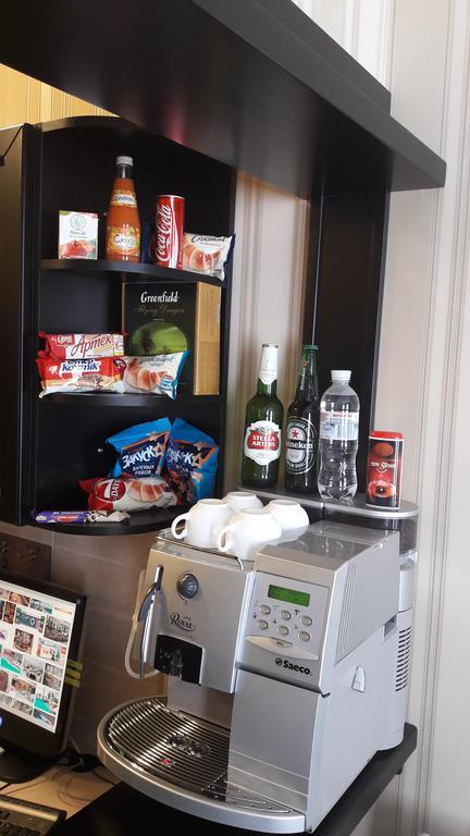 Hotel Business Apartments Dnipro Bagian luar foto