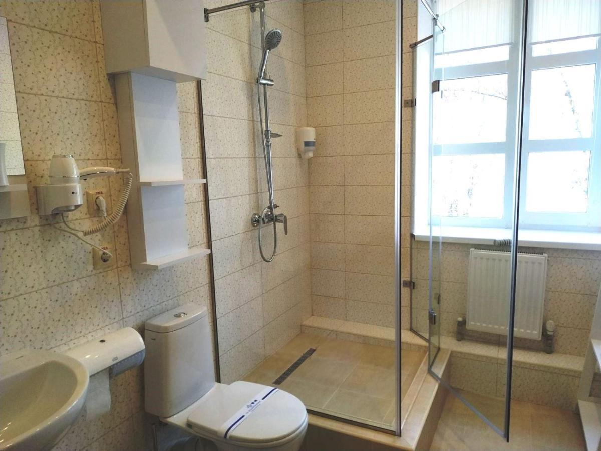 Hotel Business Apartments Dnipro Bagian luar foto